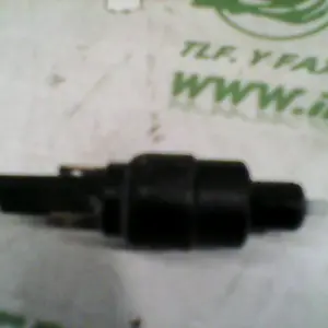 Foto de Sensor de freno delantero Aprilia Sport city 250 inyeccion 09-10 referencia 109-21-39592 foto 5