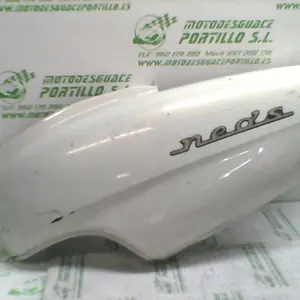 Foto de Carcasa lateral izquierda Yamaha Neos 50 referencia 160-18-14412 foto 2