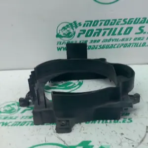 Foto de Protector de radiador Honda PCX 2017 referencia 231-24-48611 foto 2