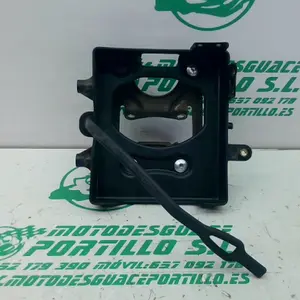 Foto de Caja batería Ducati MONSTER 620 referencia 131-23-44411 foto 3