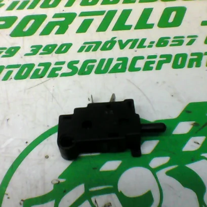 Foto de Sensor de embrague Honda CBR 600 R referencia 98-20-43010
