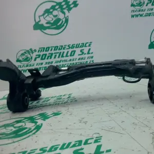 Foto de Soporte de motor Honda PS 125 referencia 384-23-46466 foto 7