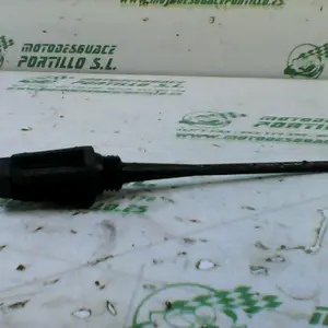 Foto de Varilla del nivel de aceite Piaggio ZIP AIRE 2T 3 50 referencia 167-18-15244