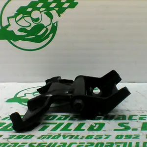 Foto de Bisagra del asiento Piaggio MP3 YOURBAN 300 LT referencia 440-21-36769