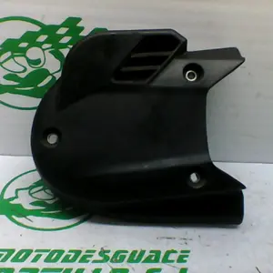 Foto de Embellecedor de tapa cárter Honda Pcx 125 referencia 412-21-32343 foto 3