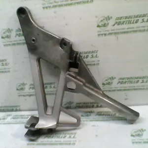 Foto de Estribera trasera izquierda Honda VFR 750 referencia 141-17-10023