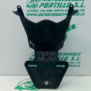 Foto de Portamatricula Yamaha Xenter 125 referencia 446-22-40756 foto 10