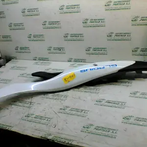 Foto de Carcasa lateral trasera derecha Suzuki GLADIUS SFV 650 I referencia 202-18-16020