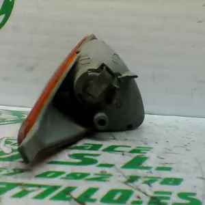 Foto de Intermitente trasero derecho Peugeot Speedfight 1 50 referencia 12-23-41638 foto 15