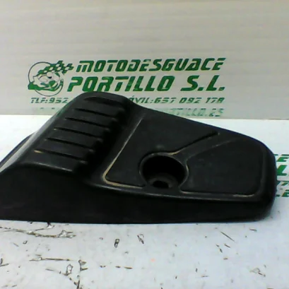 Foto de Reposapies trasero derecho Honda LEAD 100 referencia 26-19-23217