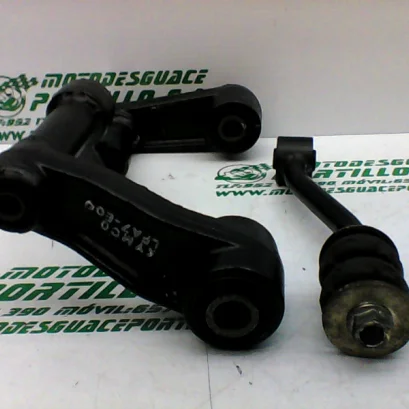 Foto de Soporte de motor Kymco Super Dink 125 referencia 360-23-48038