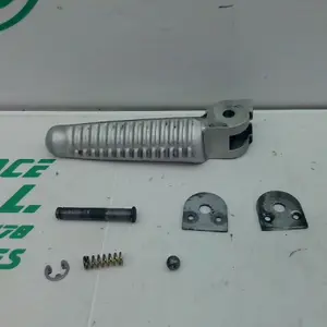 Foto de Reposapies trasero izquierdo Ducati MONSTER S2R referencia 141-23-44032 foto 2