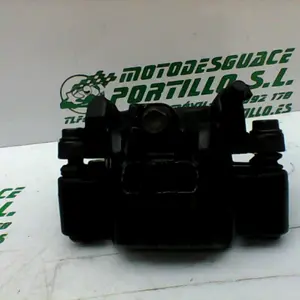 Foto de Pinza de freno delantera Kymco Super Dink 125 referencia 15-23-41676 foto 13