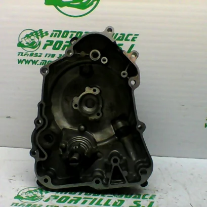 Foto de Tapa de encendido con bomba de agua Kymco Super Dink 125 referencia 360-23-48048