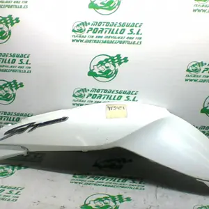 Foto de Carcasa bajo asiento Honda SH MODE referencia 413-21-32633 foto 8