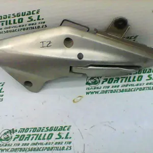 Foto de Reposapies trasero Honda Silver wing 600 referencia 122-19-20084 foto 8