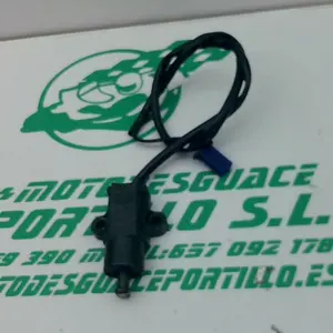 Foto de Sensor de patilla lateral Yamaha XMAX 250I referencia 283-22-37578 foto 3