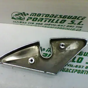 Foto de Embellecedor de reposapie izquierdo Hyosung Aquila 250 referencia 78-19-19231 foto 3