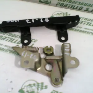 Foto de Cerradura del asiento Honda CBF 250 referencia 180-20-33910 foto 1