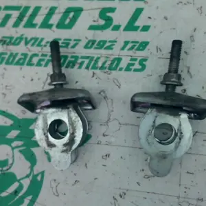 Foto de Tensores de rueda trasera Suzuki Intruder 250 referencia 391-23-46938