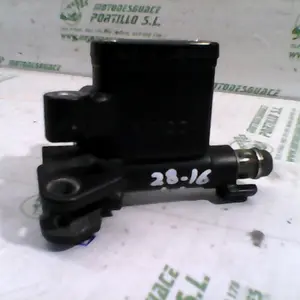 Foto de Bomba de freno delantero Kymco Bet&win 125 referencia 309-19-24002 foto 16