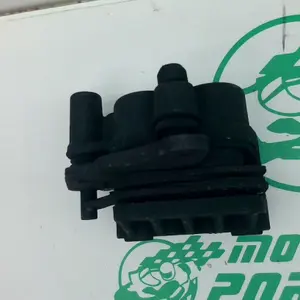 Foto de Pinza de freno delantera Piaggio HEXAGON 2T-125 referencia 175-17-38780 foto 3