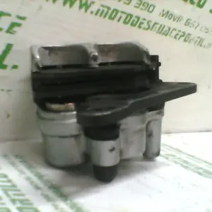 Foto de Pinza de freno delantera Peugeot TWEET 125 15-18 referencia 55-23-42232 foto 6
