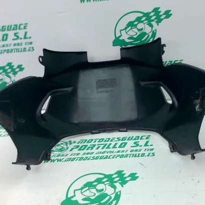 Foto de Carcasa bajo asiento Yamaha Bws 50 referencia 216-21-37997
