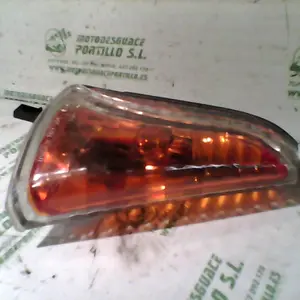 Foto de Intermitente delantero izquierdo Honda Forza 250 referencia 234-18-16018 foto 5