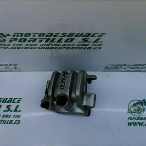 Foto de Pinza de freno delantera Kymco VENOX 250 referencia 154-19-20904 foto 2