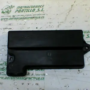 Foto de Tapa batería Suzuki Address r 50 referencia 173-17-15581 foto 2