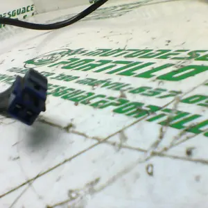 Foto de Sensor de patilla lateral Yamaha FZ1-N referencia 177-19-21706