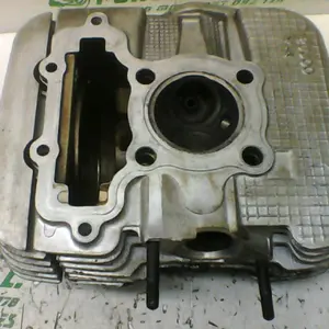 Foto de Culata Yamaha VIRAGO 250 referencia 207-16-25822 foto 4