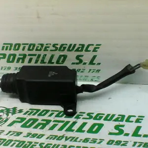 Foto de Motor de apertura de asiento Sym FIDDLE 125-09 referencia 73-19-23874 foto 2