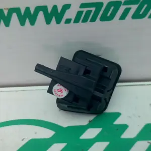 Foto de Interruptor de luz larga/corta Piaggio liberty 125 i 2023 referencia 60-26-49263 foto 3
