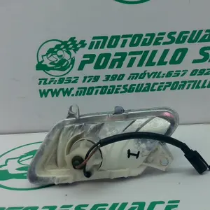 Foto de Intermitente delantero izquierdo Yamaha XMAX 250I referencia 283-22-37495