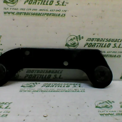 Foto de Soporte del tubo de escape Suzuki GLADIUS SFV 650 I referencia 202-18-16235