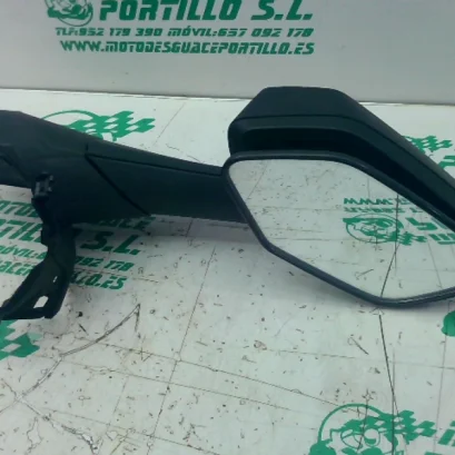 Foto de Retrovisor derecho Honda FORZA 125 referencia 396-25-48978