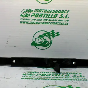 Foto de Protector del depósito de gasolina Piaggio MP3 YOURBAN 300 LT referencia 440-21-36730