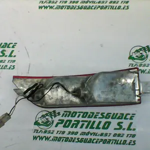 Foto de Intermitente trasero derecho Piaggio X8 200 referencia 264-18-18351 foto 3