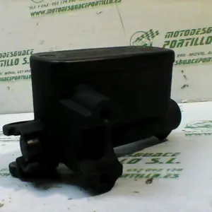 Foto de Bomba de freno trasero Kymco Super Dink 125 referencia 15-23-41687 foto 2