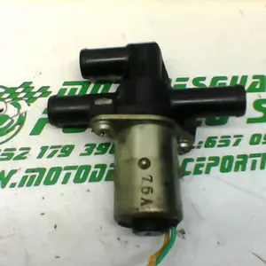 Foto de Válvula de gases Yamaha FZ1-N referencia 177-19-21709 foto 3