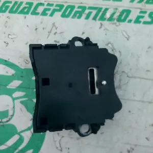 Foto de Interruptor de asiento Honda Pcx 125 referencia 181-23-46258 foto 2