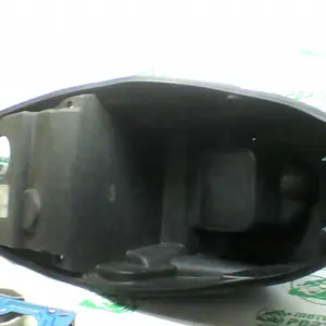 Foto de Porta-casco Kymco Agility city 125 referencia 409-21-32253 foto 4