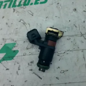 Foto de Inyector Peugeot TWEET 125 15-18 referencia 48-23-43150 foto 6