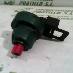 Foto de Contacto de cerradura Derbi Boulevard 125 referencia 98-17-8796