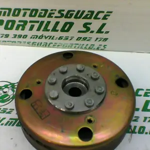 Foto de Plato magnetico Piaggio ZIP Aire 2T 2 50 referencia 228-18-27366 foto 3