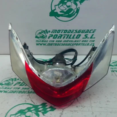 Foto de Piloto trasero Sym SYMPHONY 50 SR referencia 342-24-48813