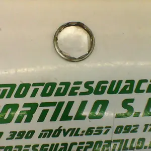 Foto de Embellecedor chasis izquierdo Suzuki Marauder 125 referencia 46-19-17686 foto 2