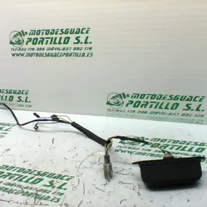 Foto de Luz de matricula Aprilia ARRECIFE 200 referencia 275-19-23425 foto 4